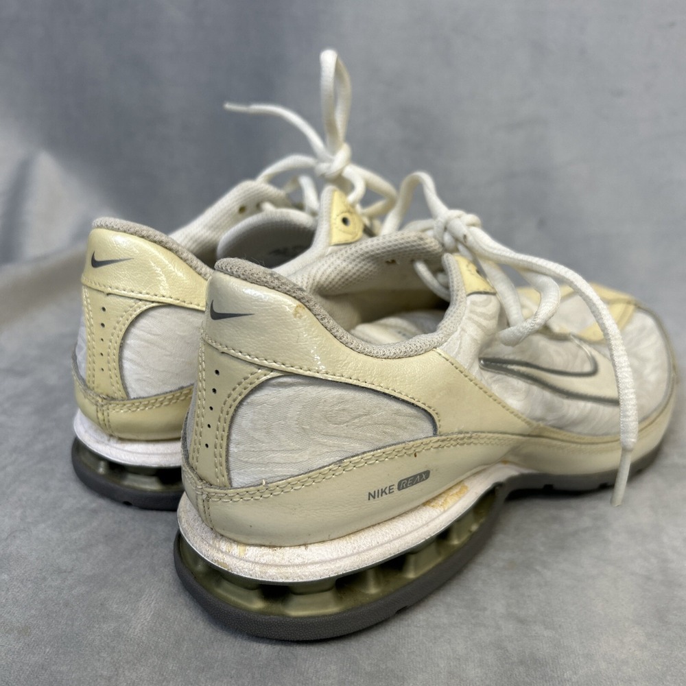 Nike Reax Revolution Running Shoes Womens Size 7.5 333767-111 White Gray Sneaker - Picture 3 of 16